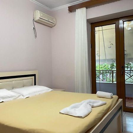 Vila 181 Sarande Bagian luar foto